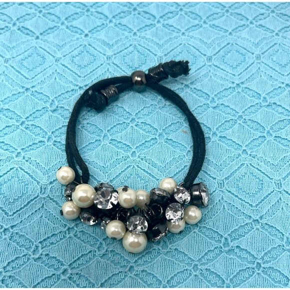 Three Stylish Bracelets: Faux Pearls Rhinestones & Glittery Beads - Picture 3 of 6